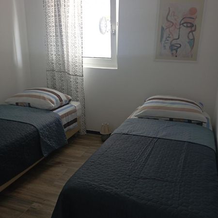 Apartments Frigan Maslenica Extérieur photo